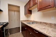 Westminster Court - 2 Bedroom available at 955 Humboldt Street, - Photo 9