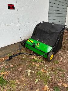 John Deer leaf sweeper - Photo 3