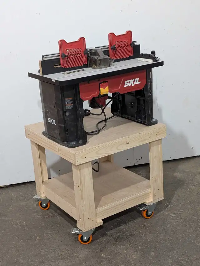 Router Table Station