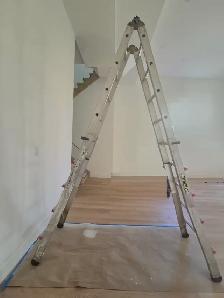Heavy duty Aluminum ladder for Sale - Very good condition