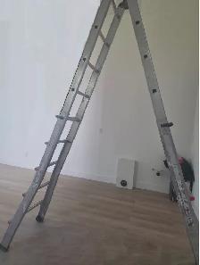 Heavy duty Aluminum ladder for Sale - Very good condition - Photo 3