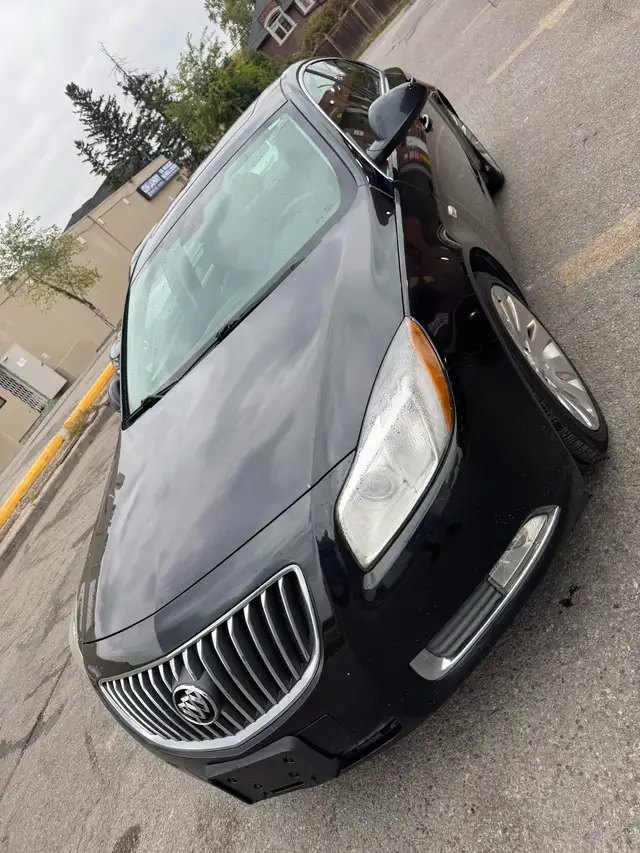 2011 Buick Regal Sport 2.0 Turbo ( LOW KM )