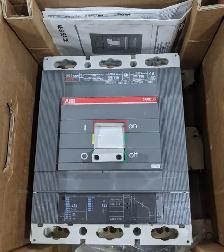 Surplus Electrical Equipment - Photo 2