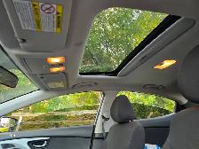 2016 Hyundai Elantra Sport Heated Seats, Reverse Camera, Sunroof - Photo 11