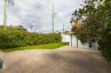3bdrm bungalow w/plenty of upgrades! Great value for under $300k - Photo 10