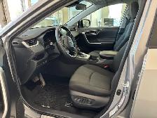 2021 Toyota RAV4 XLE AWD - Photo 12