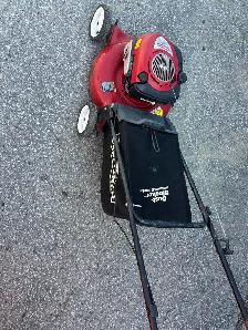 lawnmower for parts ( great motor ) - Photo 3