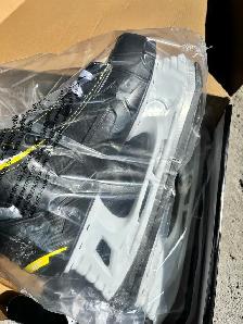 VIC HX03 Hockey Skates Size 10