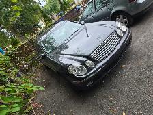 2004 Mercedes-Benz E320 69,000km - Photo 2