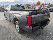 2022 Toyota Tundra SR5 BOITE LONGUE, 4X4 - Photo 6