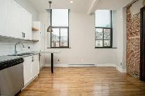 Downtown 1 Bedroom Apartment for Rent - Photo 2