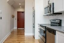 Downtown 1 Bedroom Apartment for Rent - Photo 3