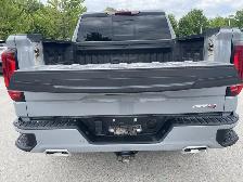 2025 GMC Sierra 1500 AT4 - Photo 9