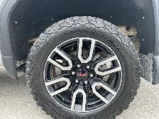 2025 GMC Sierra 1500 AT4 - Photo 14