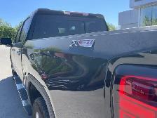 2025 GMC Sierra 1500 SLT - Photo 15