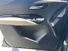 2024 Cadillac XT4 AWD Luxury - Photo 10