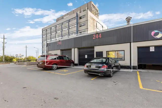 250 City Centre Ave. - 5,520 SF Upper Level Warehouse for Lease