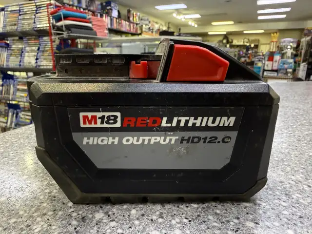 Milwaukee 18V High Output Battery 12AH