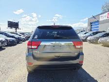2012 Jeep Grand Cherokee 4WD Laredo with Remote Starter - Photo 5