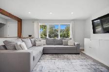 Stunning Detached Renovated Home on Large Fenced Sunny Backyard - Photo 2