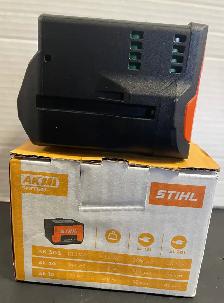 STIHL AK20 Battery in Box - Photo 4