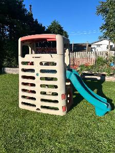 Step 2 Climber - Photo 2