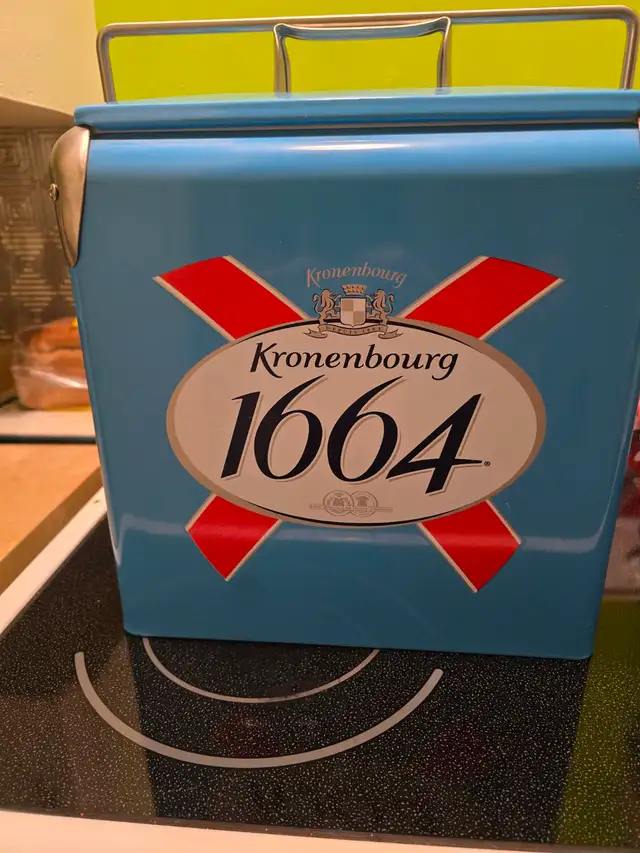 Kronenbourg 1664 Retro Metal Cooler Box — New, Never Used