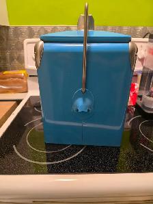 Kronenbourg 1664 Retro Metal Cooler Box — New, Never Used - Photo 2