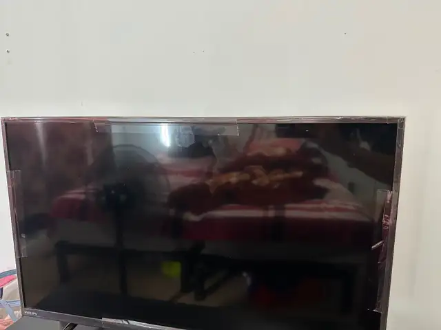 I want sell this TV and Drawer price for both will be $120.