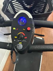 mobility scooter - Photo 2