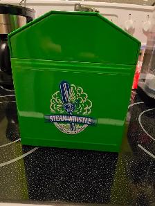 Steam Whistle Metal Lunch Box — Green, Like New - Photo 3