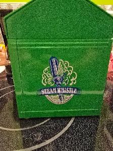Steam Whistle Metal Lunch Box — Green, Like New - Photo 5