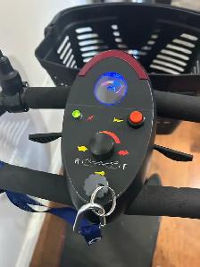 Mobilty Scooter - Photo 3