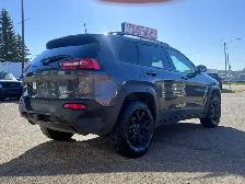 2017 Jeep Cherokee 4WD 4dr Trailhawk - Photo 5