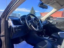 2017 Jeep Cherokee 4WD 4dr Trailhawk - Photo 10