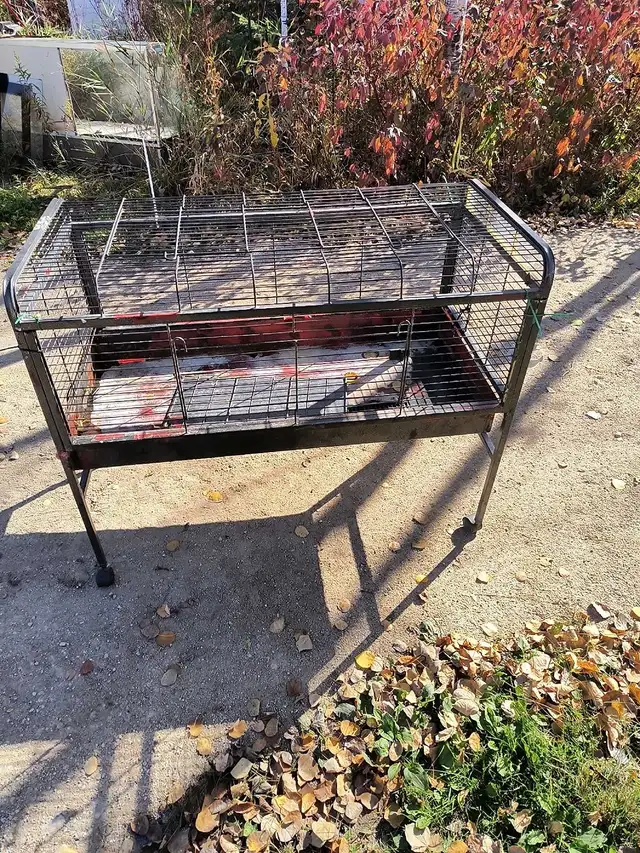 Small pet cage