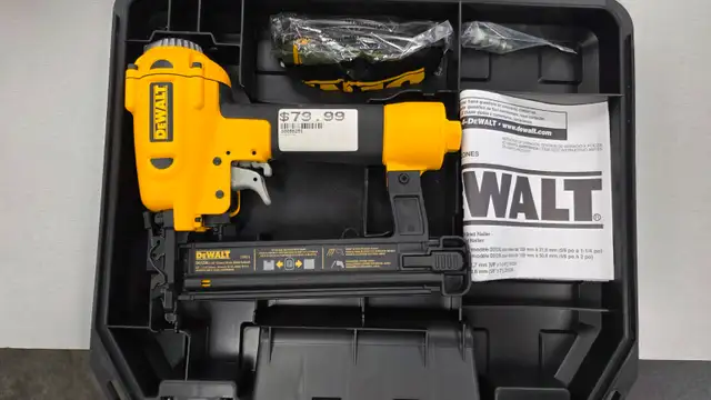 DEWALT 18-Gauge Brad Nailer D51236 - BRAND NEW