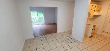5 ½- TRÈS BEAU,GRAND, EAU CHAUDE! 514770-4513. Libre immédiatem