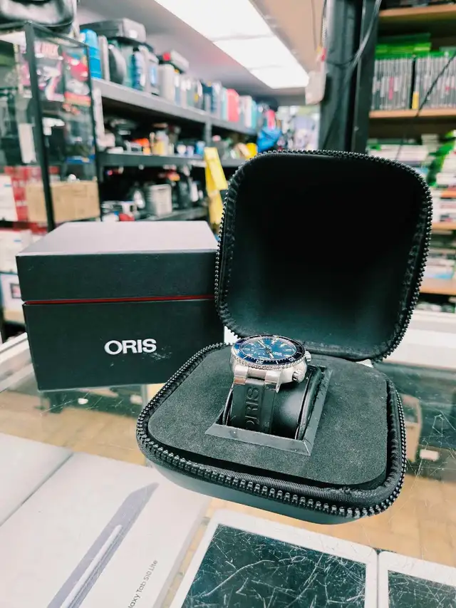 Montre Oris Aquis Automatic