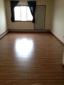 2 Bdrm Apartment in Arcola East - Photo 2
