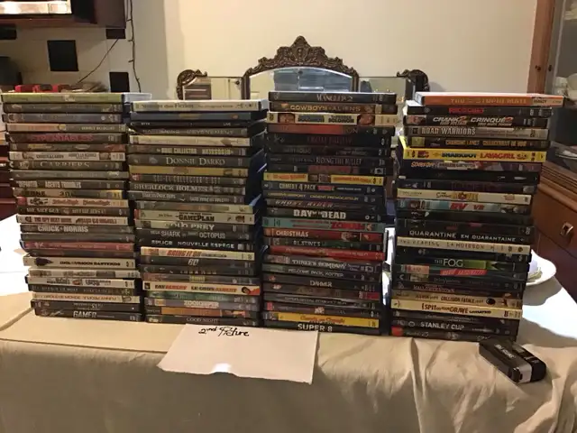 DVD’s 100 lot