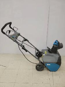 (B2173) Yardworks 060-3999-2 Snowthrower - Photo 3