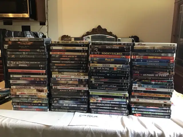 DVD’s 100 lot