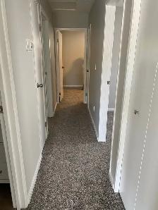 Bright 3-Bedroom Main-Floor Suite in Cranbrook - Photo 4