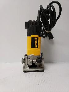 (9925500) Dewalt DW670 Trim Router - Corded