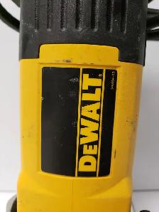 (9925500) Dewalt DW670 Trim Router - Corded - Photo 2