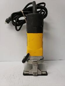 (9925500) Dewalt DW670 Trim Router - Corded - Photo 9