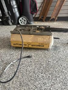 ⭐️ GARAGE DOOR OPENERS ⭐️ - Photo 3