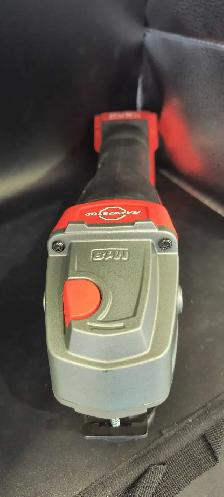 Milwaukee M18 FUEL Grinder. 2880-20 4-12'