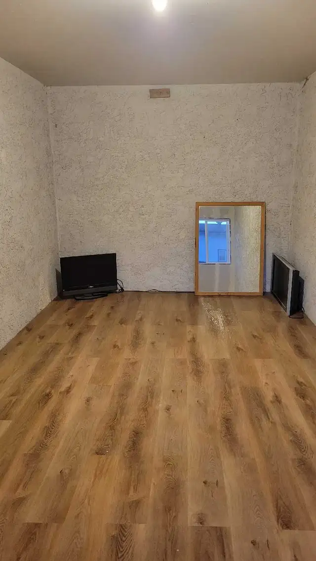 Room available near Downtown